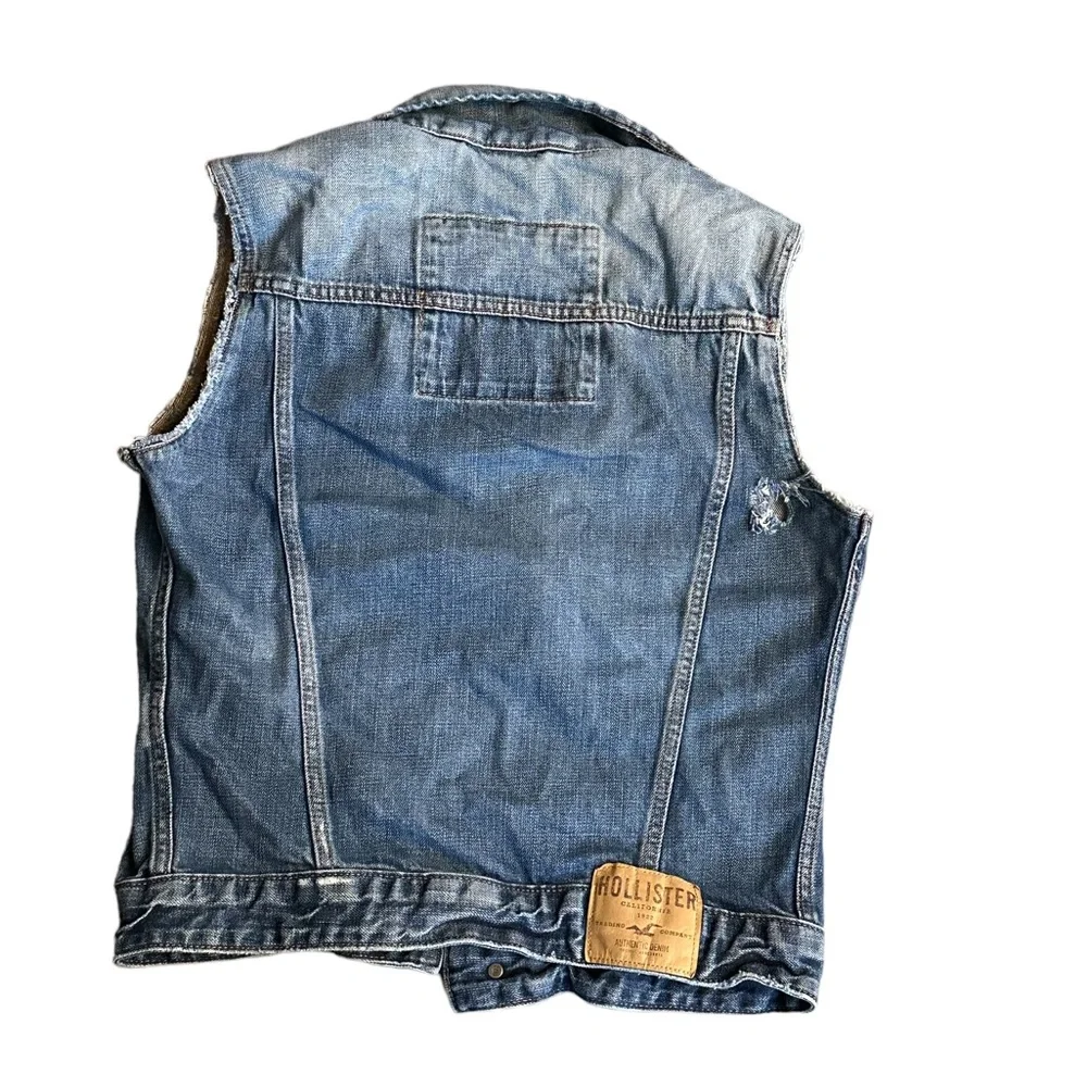 Hollister Light Blue Denim Vest - Picture 6 of 7